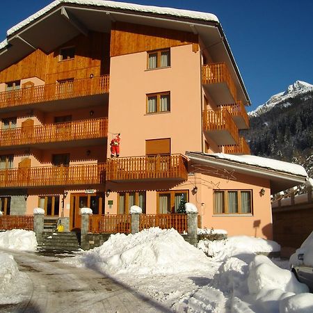 Hotel Dama Bianca Валтурненче Екстериор снимка