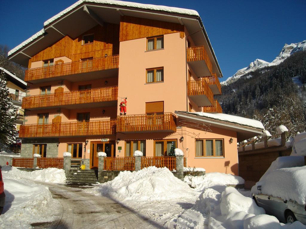 Hotel Dama Bianca Валтурненче Екстериор снимка